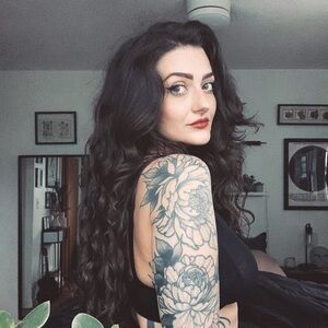 Meet your Posher, Cassiopeia